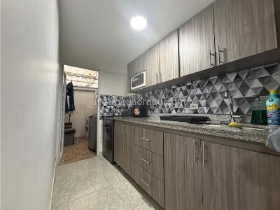 Apartamento de 2 alcobas en venta en Sector Cementerio Jardines, Armenia, 43 m² · foto 3 de 12