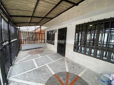 Casa de 5 alcobas en venta en Paraiso, Armenia, 140 m² · foto 3 de 15