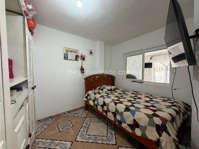 Casa de 5 alcobas en venta en Granada, Armenia, 180 m² · foto 6 de 20