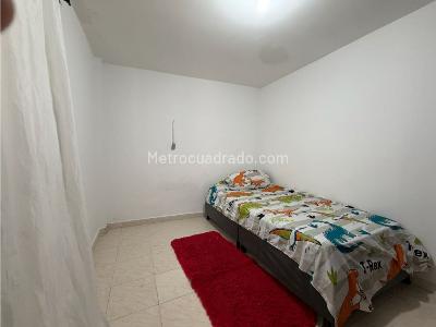 Casa de 5 alcobas en venta en Granada, Armenia, 180 m² · foto 16 de 20