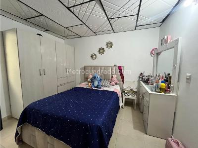 Casa de 3 alcobas en venta en Barrio Los Kioscos, Armenia, 125 m² · foto 12 de 14