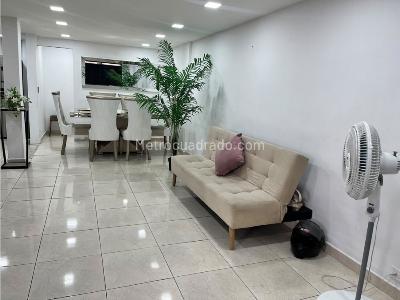 Casa de 3 alcobas en venta en Barrio Los Kioscos, Armenia, 125 m² · foto 3 de 14