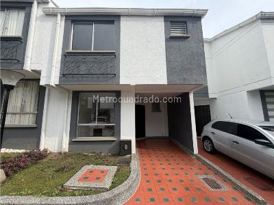 Casa de 3 alcobas en venta en Mercedes Del Norte, Armenia, 80 m² · foto 2 de 18