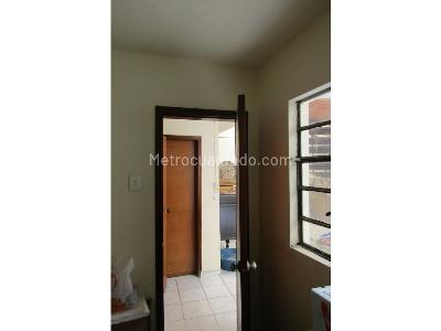 Casa de 5 alcobas en venta en Parque, Soacha, 190 m² · foto 6 de 20