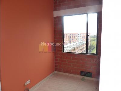 Apartamento de 3 alcobas en venta en Parque Campestre, Soacha, 44 m² · foto 15 de 20