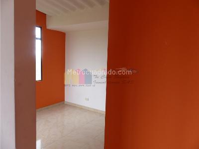 Apartamento de 3 alcobas en venta en Parque Campestre, Soacha, 44 m² · foto 2 de 20