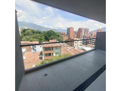 Apartamento de 3 alcobas en venta en Laureles, Medellín, 135 m² · foto 10 de 20