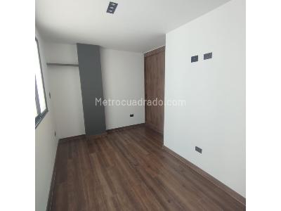Apartamento de 3 alcobas en venta en Laureles, Medellín, 135 m² · foto 18 de 20