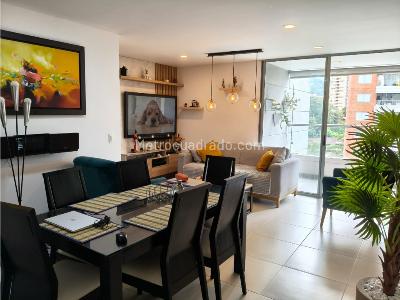 Apartamento de 3 alcobas en venta en Loma De Los Mesa, Envigado, 102 m² · foto 3 de 20