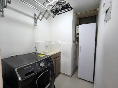 Apartamento de 3 alcobas en venta en Loma De Los Mesa, Envigado, 102 m² · foto 9 de 20