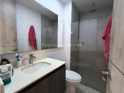 Apartamento de 3 alcobas en venta en Loma De Los Mesa, Envigado, 102 m² · foto 11 de 20