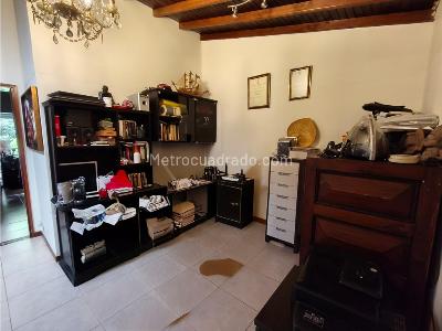 Casa de 3 alcobas en venta en Cumbres, Envigado, 180 m² · foto 10 de 19