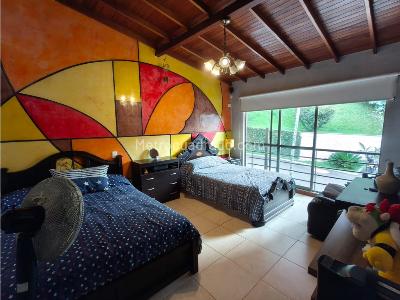 Casa de 3 alcobas en venta en Cumbres, Envigado, 180 m² · foto 11 de 19