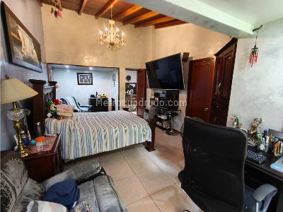 Casa de 3 alcobas en venta en Cumbres, Envigado, 180 m² · foto 6 de 19