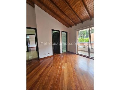 Casa de 5 alcobas en venta en La Calera, Medellín, 420 m² · foto 11 de 17
