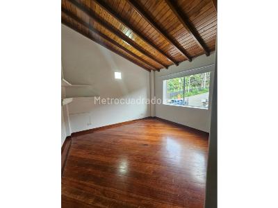 Casa de 5 alcobas en venta en La Calera, Medellín, 420 m² · foto 12 de 17