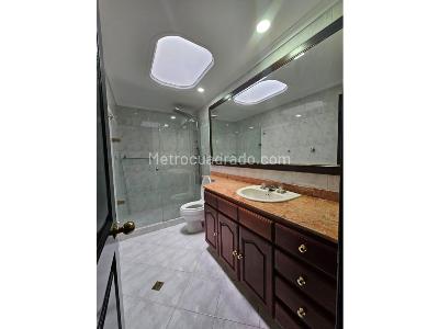 Casa de 5 alcobas en venta en La Calera, Medellín, 420 m² · foto 13 de 17