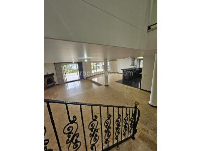 Casa de 5 alcobas en venta en La Calera, Medellín, 420 m² · foto 2 de 17