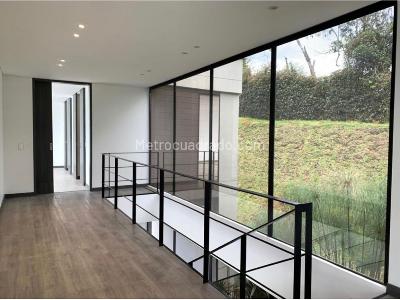 Casa de 4 alcobas en venta en Alto De Las Palmas, Envigado, 370 m² · foto 7 de 15