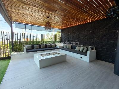 Casa de 4 alcobas en venta en Loma El Atravesado, Envigado, 330 m² · foto 14 de 20