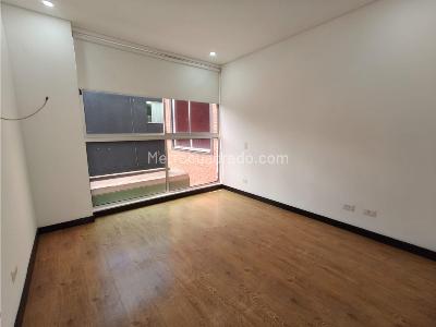 Casa de 4 alcobas en venta en Loma El Atravesado, Envigado, 330 m² · foto 18 de 20