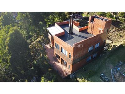 Casa de 5 alcobas en venta en Loma El Escobero, Envigado, 477 m² · foto 20 de 20