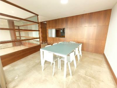 Apartamento de 3 alcobas en venta en Las Palmas, Medellín, 310 m² · foto 6 de 20
