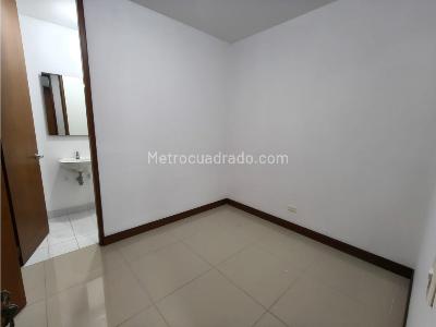 Apartamento de 3 alcobas en venta en Las Palmas, Medellín, 310 m² · foto 13 de 20