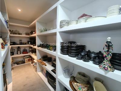 Apartamento de 3 alcobas en venta en La Calera, Medellín, 245 m² · foto 13 de 20