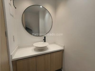 Apartamento de 3 alcobas en venta en Conquistadores, Medellín, 145 m² · foto 9 de 20