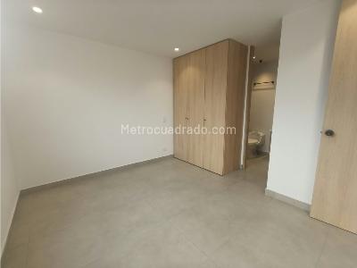 Apartamento de 3 alcobas en venta en Conquistadores, Medellín, 145 m² · foto 12 de 20