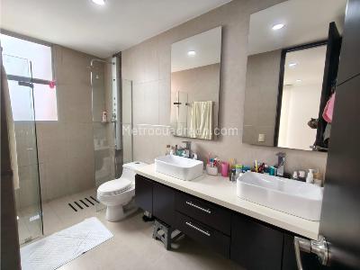 Apartamento en venta en Lalinde, Medellín · foto 12 de 20