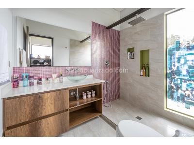 Casa de 3 alcobas en venta en Santa Elena, Medellín, 350 m² · foto 18 de 20