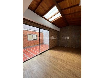 Casa de 3 alcobas en venta en Claraval, Envigado, 204 m² · foto 3 de 20