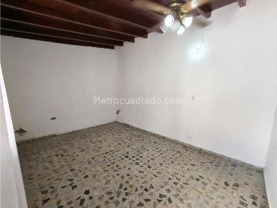 Casa de 4 alcobas en venta en El Velodromo, Medellín, 380 m² · foto 14 de 20