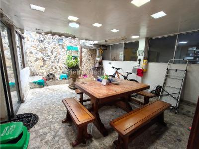 Casa de 4 alcobas en venta en El Velodromo, Medellín, 380 m² · foto 5 de 20