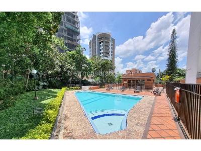 Apartamento de 3 alcobas en venta en Castropol, Medellín, 130 m² · foto 15 de 16