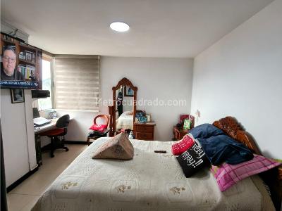 Apartamento en venta en Loma Del Indio, Medellín · foto 17 de 20