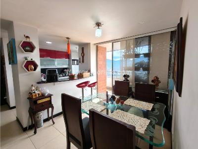 Apartamento en venta en Loma Del Indio, Medellín · foto 2 de 20