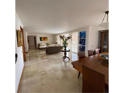 Apartamento en venta en Laureles, Medellín · foto 2 de 17