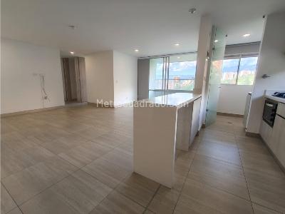 Apartamento de 3 alcobas en venta en Las Lomitas, Sabaneta, 114 m² · foto 11 de 20