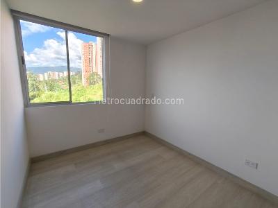 Apartamento de 3 alcobas en venta en Las Lomitas, Sabaneta, 114 m² · foto 15 de 20
