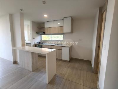 Apartamento de 3 alcobas en venta en Las Lomitas, Sabaneta, 114 m² · foto 6 de 20