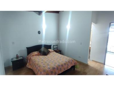 Casa de 3 alcobas en venta en Alto Del Escobero, Envigado, 460 m² · foto 20 de 20