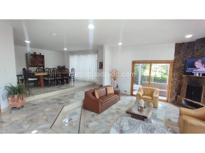 Casa de 3 alcobas en venta en Alto Del Escobero, Envigado, 460 m² · foto 6 de 20
