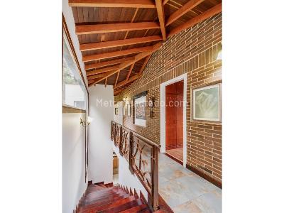 Casa de 4 alcobas en venta en Alto Del Escobero, Envigado, 407 m² · foto 16 de 20