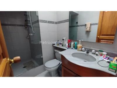 Casa de 4 alcobas en venta en Belen Malibu, Medellín, 250 m² · foto 10 de 19