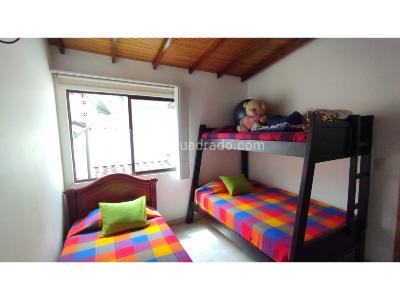 Casa de 4 alcobas en venta en Belen Malibu, Medellín, 250 m² · foto 15 de 19
