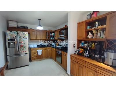 Casa de 4 alcobas en venta en Belen Malibu, Medellín, 250 m² · foto 5 de 19