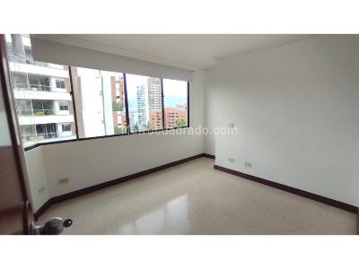 Apartamento de 3 alcobas en venta en Loma De Los Gonzalez, Medellín, 127 m² · foto 17 de 19